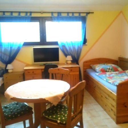 Bea'S Monteurzimmer Seckach Екстериор снимка