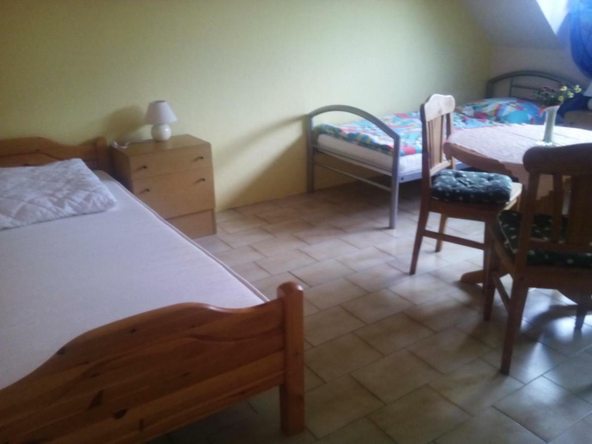 Bea'S Monteurzimmer Seckach Екстериор снимка