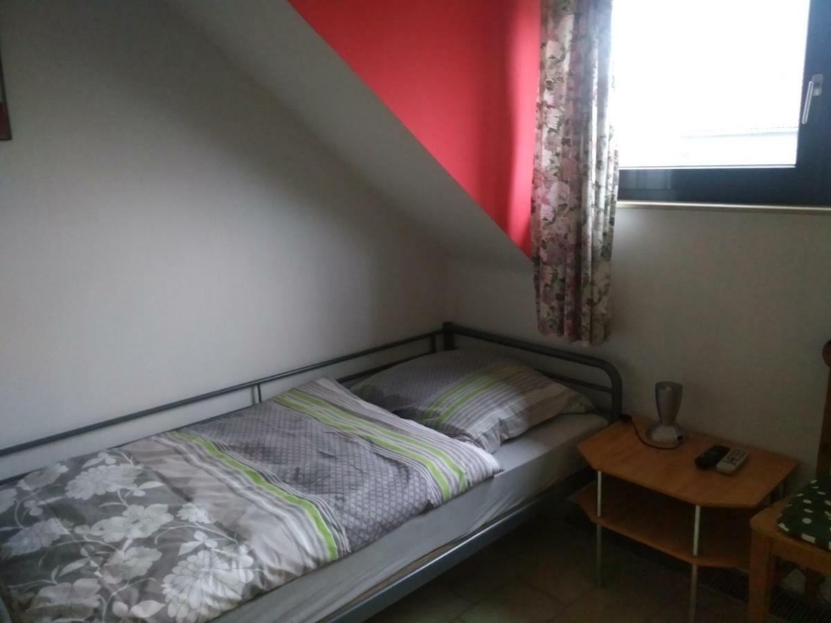 Bea'S Monteurzimmer Seckach Екстериор снимка