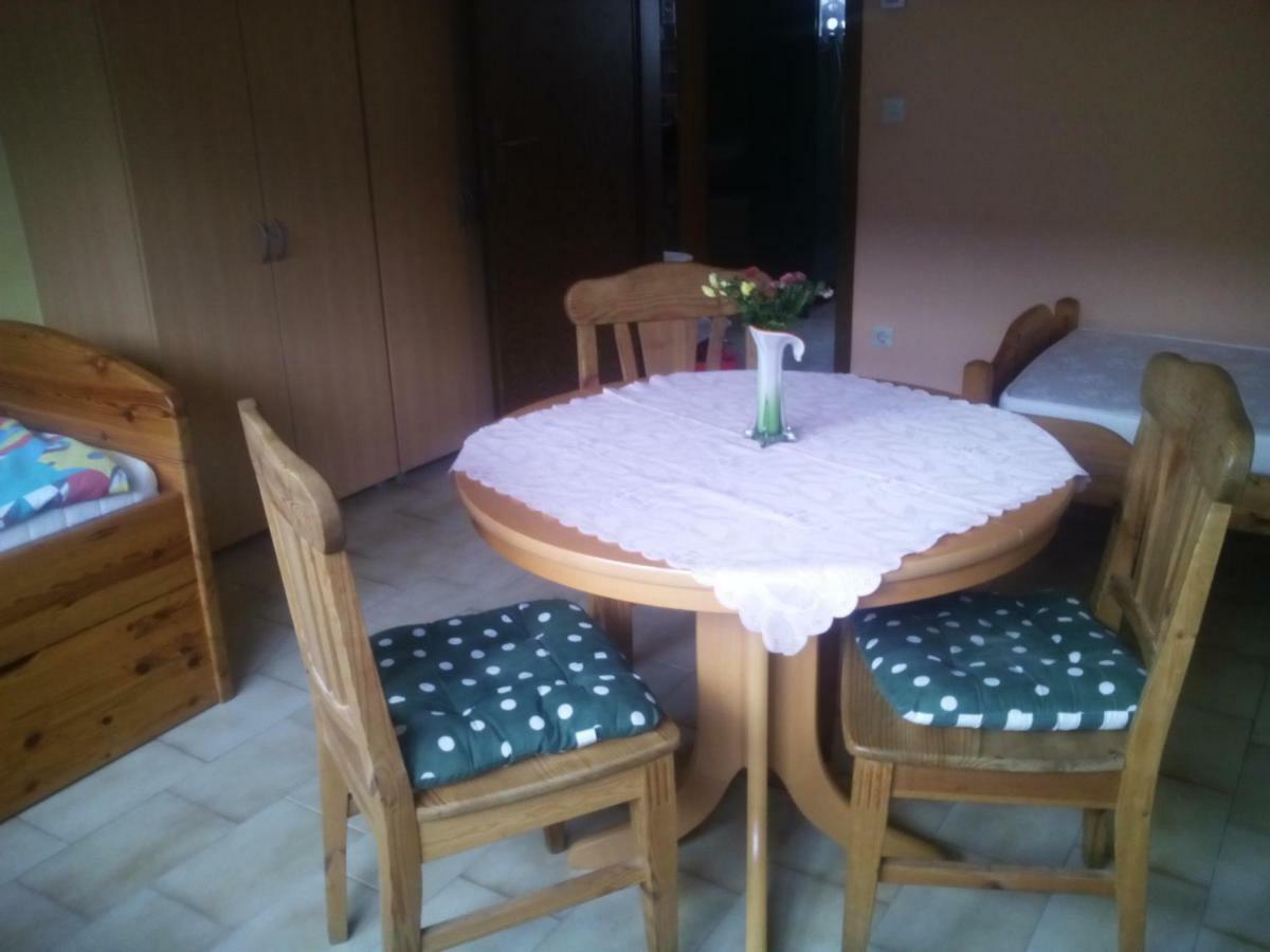 Bea'S Monteurzimmer Seckach Екстериор снимка